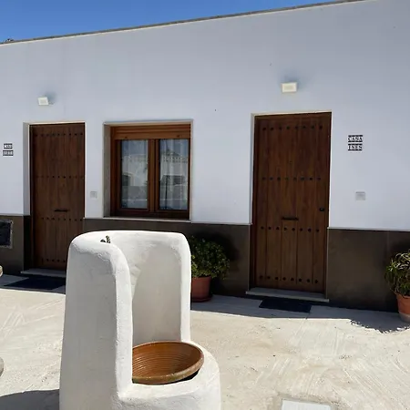 Apartamentos La Palmera Fernan Perez Exterior photo